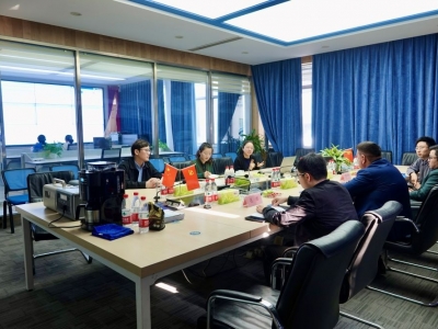 澳大利亚黑德兰港市长莅临瓦力游戏科技调查互换