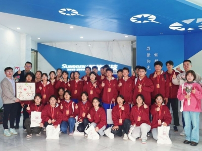 用光点亮妄想：瓦力游戏科技助力“珍珠生”职业启蒙